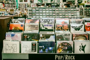 Leia mais sobre o artigo O “Boom” do Vinil é Tábua de Salvação para as Lojas de Música, defendem Comerciantes